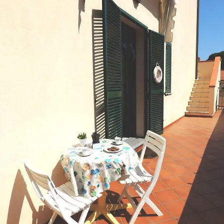 Holiday home Appartamenti Montecristo E Pianosa