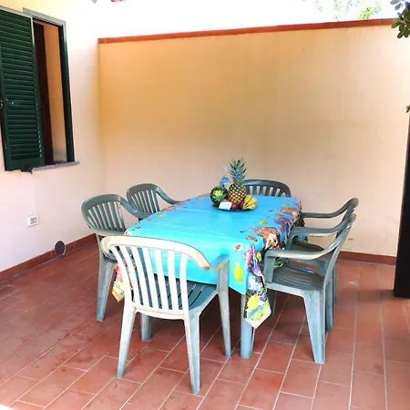 Holiday home Appartamenti Montecristo E Pianosa